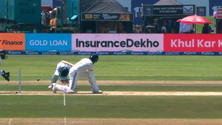 IND VS SL: बीच मैच में श्रीलंकाई खिलाड़ी को छोड़ना पड़ा मैदान, राहुल के शॉट से बढ़ी टेंशन